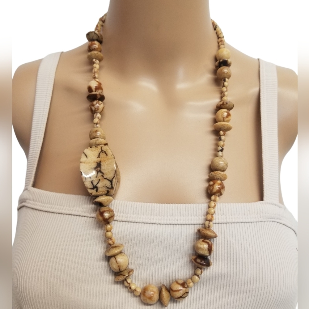 Karla Jordan Designer Retired Tiger Sponge Coral Beaded Necklace